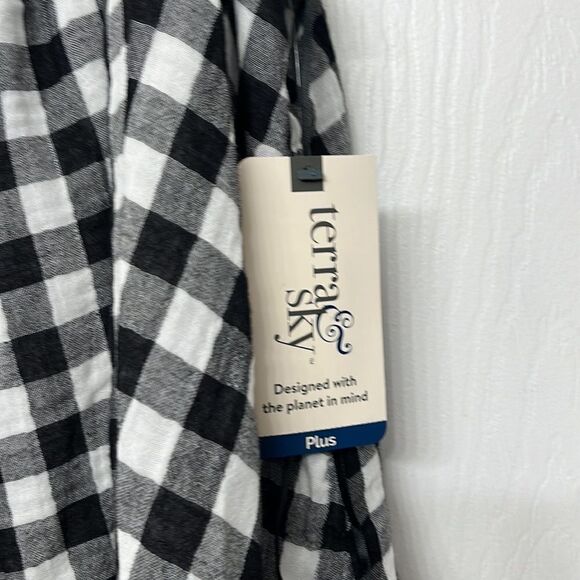 Women's Ruffled Strap Tank Top - Picture 2 of 3